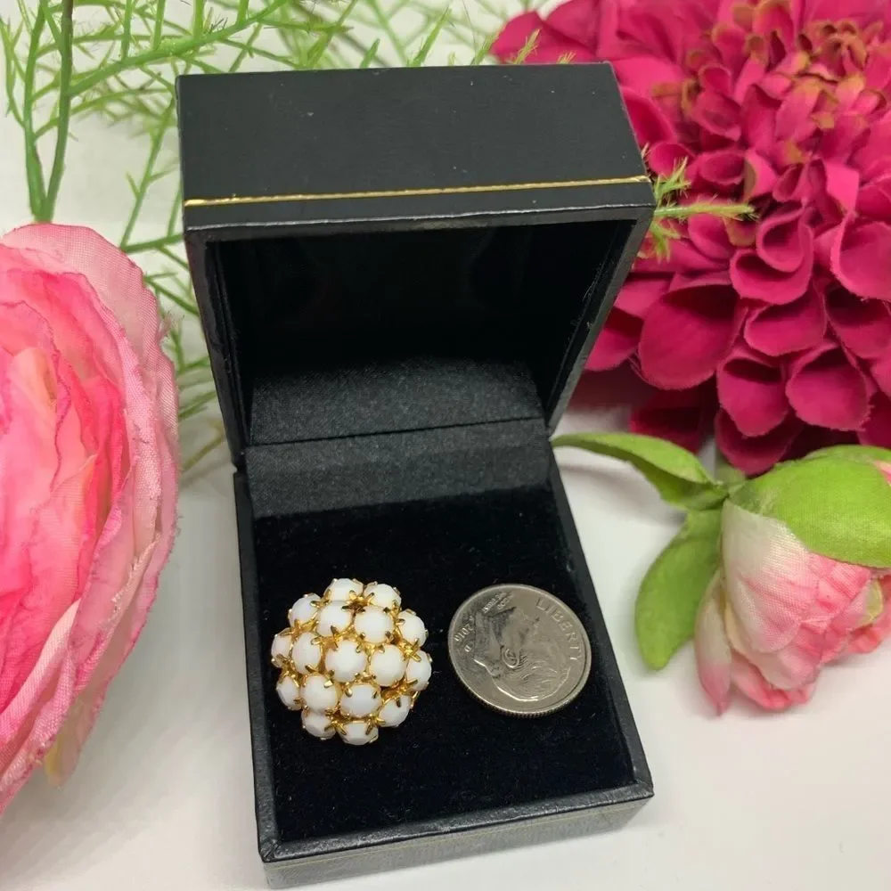 VINTAGE⚜️RARE NAPIER Pavé Milk Glass Ball Clip Earrings